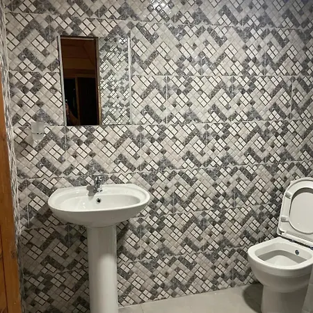 مكان تخييم 2 Bar Restaurant