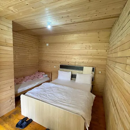 2 Bar Restaurant Camping