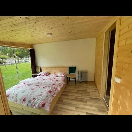 2 Bar Restaurant Camping